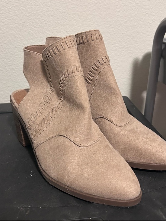 Sonoma Shoes - SONOMA Women’s Boots Size 7